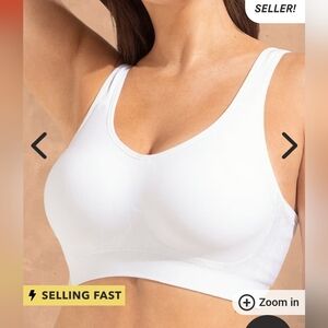 NWT Truekind Wireless Everyday Shaper Bra Size Medium